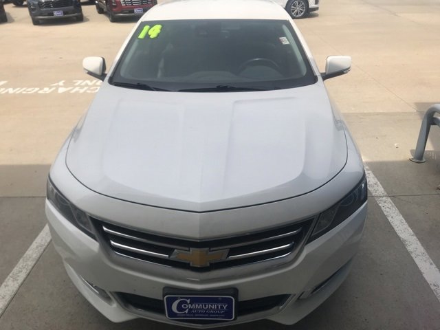 2014 Chevrolet Impala photo 2