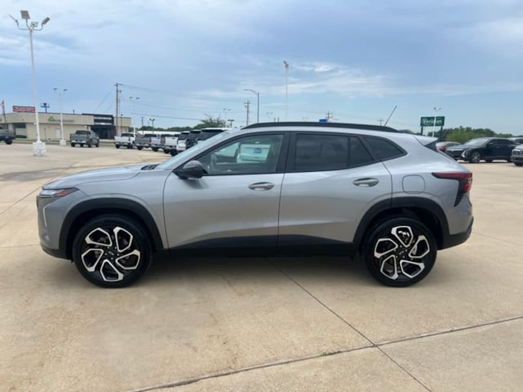 Used 2024 Chevrolet Trax 2RS SUV