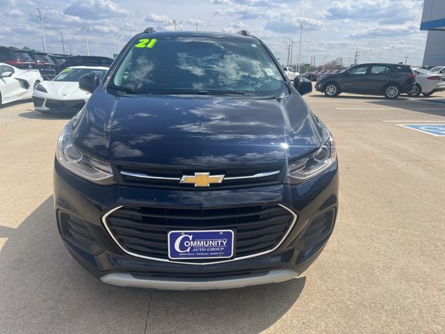 Certified 2021 Chevrolet Trax LT with VIN KL7CJLSM5MB376759 for sale in Cedar Falls, IA