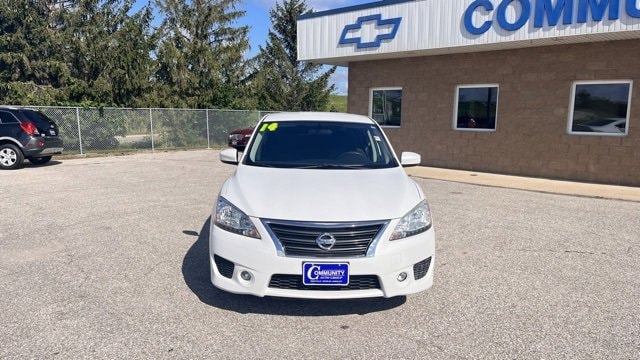 Used 2014 Nissan Sentra SR with VIN 3N1AB7AP1EY322200 for sale in Cedar Falls, IA