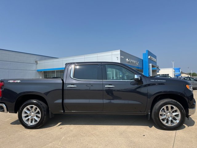 2023 Chevrolet Silverado 1500 LTZ photo 4