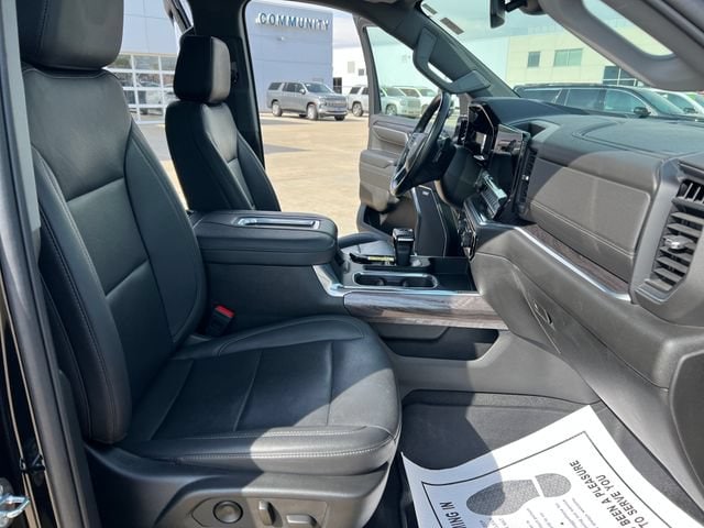 2022 Chevrolet Silverado 1500 LTZ - Photo 19