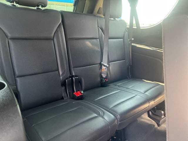 2025 Chevrolet Suburban Z71 - Photo 17