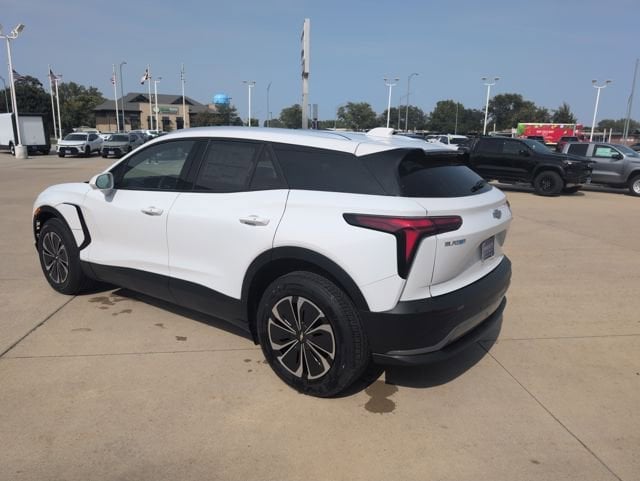 2025 Chevrolet Blazer EV LT - Photo 8