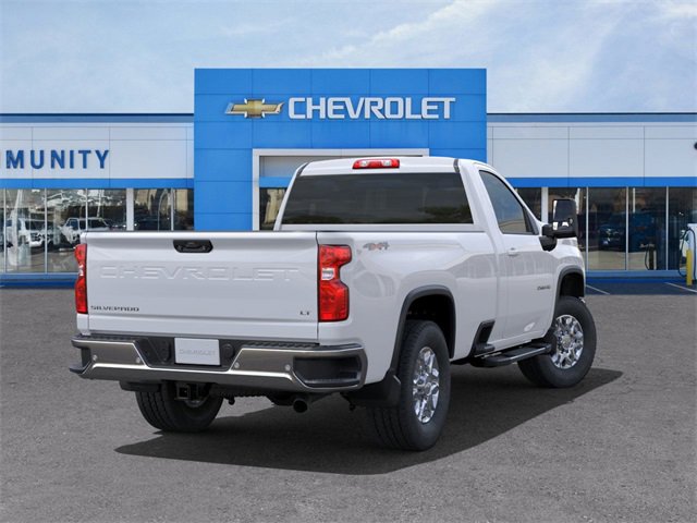 2025 Chevrolet Silverado 2500HD LT photo 4