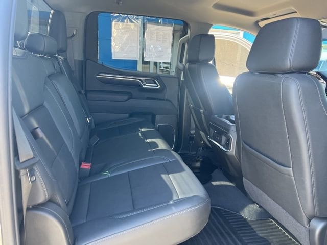 2024 Chevrolet Silverado 1500 LTZ - Photo 18