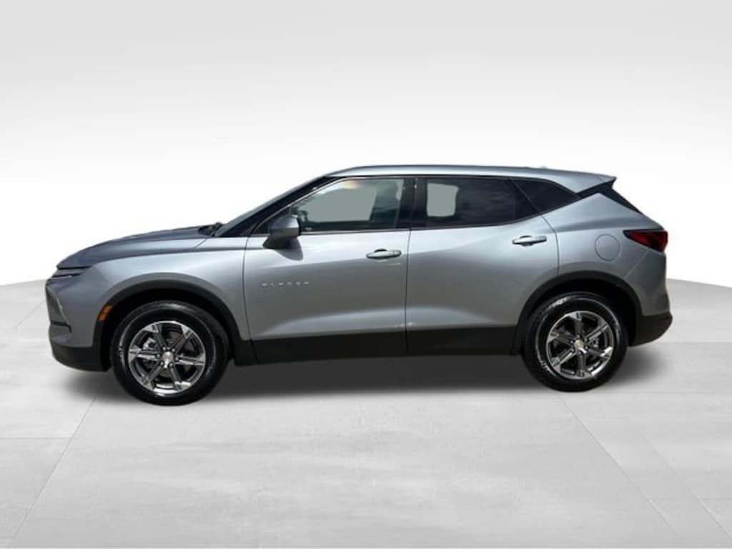 Used 2025 Chevrolet Blazer 2LT SUV