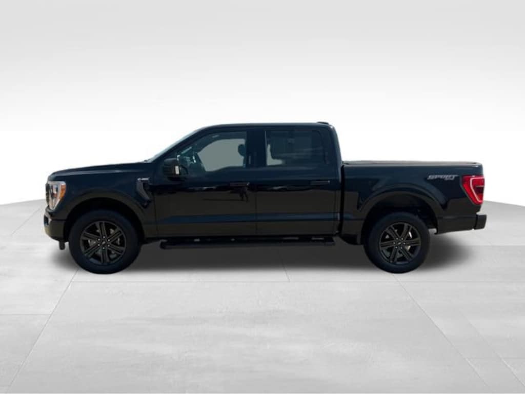 Used 2021 Ford F-150 XLT Truck SuperCrew Cab