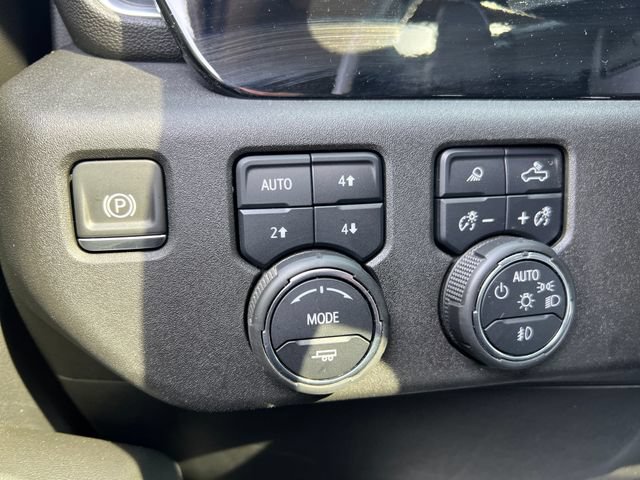 2022 Chevrolet Silverado 1500 LTZ - Photo 33