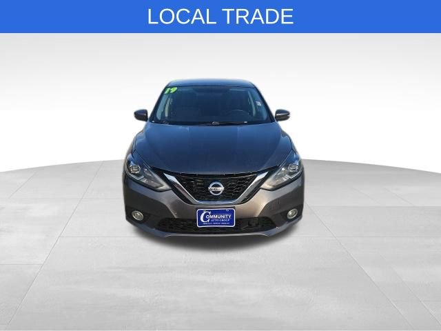 2019 Nissan Sentra SR photo 3