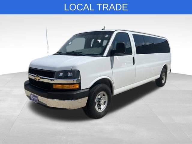 2012 Chevrolet Express Passenger 3500 photo 2