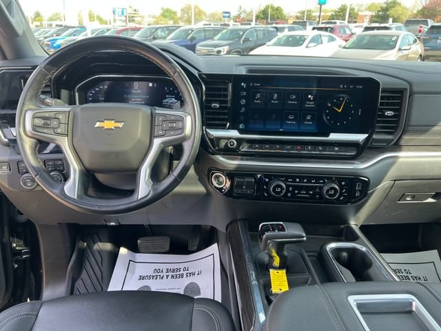 2022 Chevrolet Silverado 1500 LTZ - Photo 23