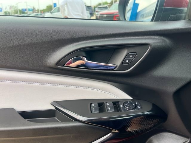 2025 Chevrolet Trax LT - Photo 25
