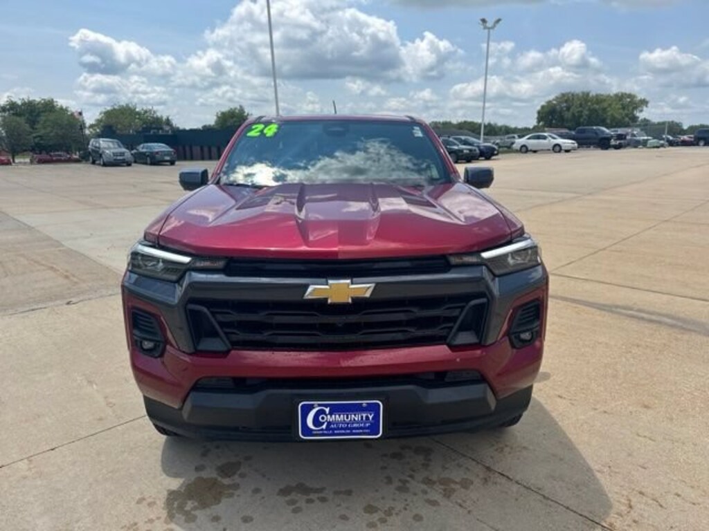 Used 2024 Chevrolet Colorado LT Truck Crew Cab