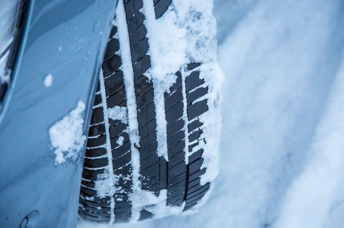 snowtire.JPG