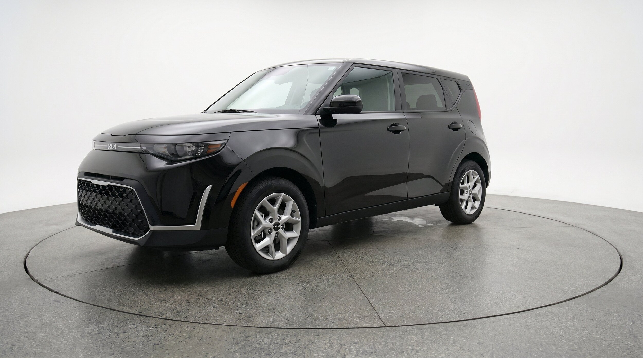 Thumbnail: 2025 Kia Soul - 3
