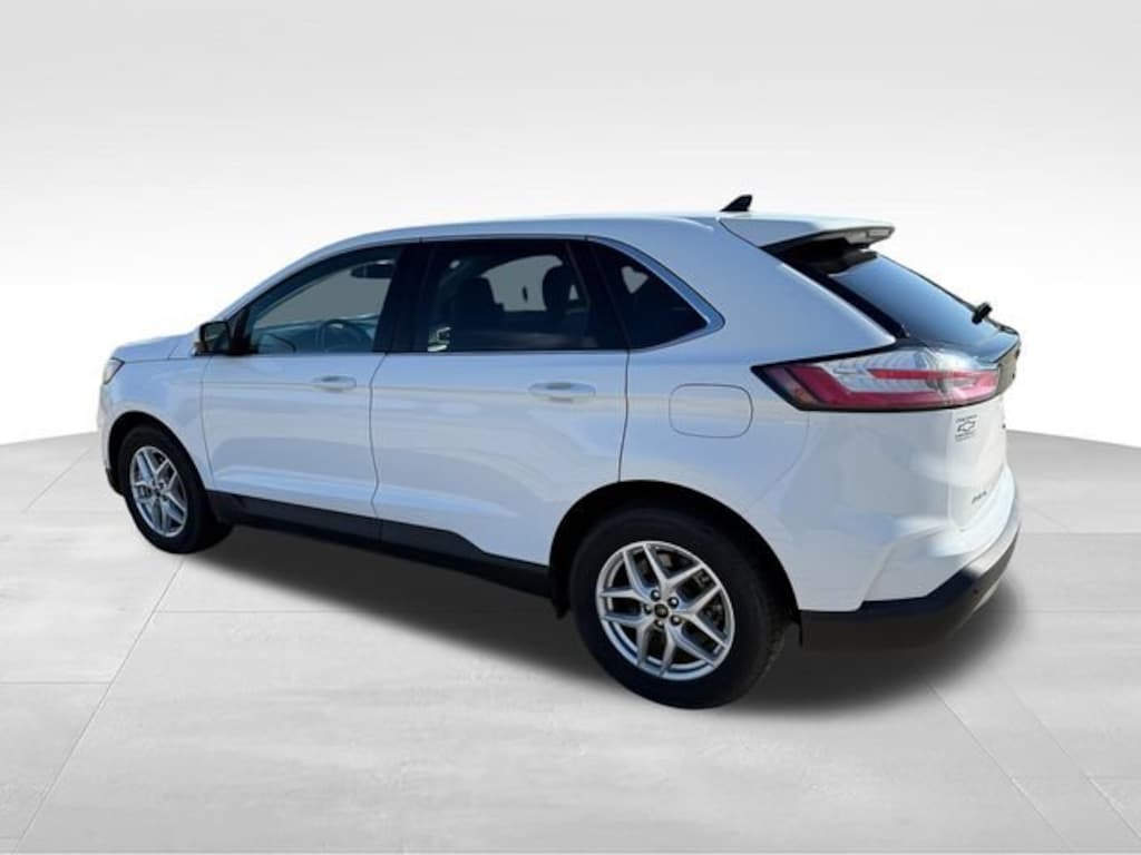 Used 2023 Ford Edge SEL