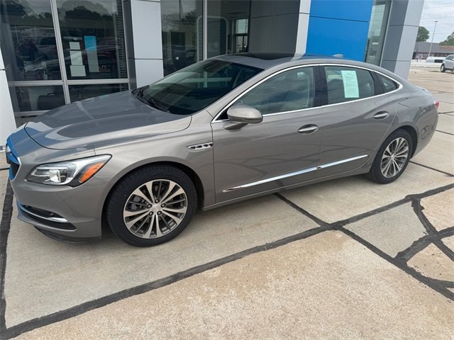 2017 Buick LaCrosse Premium's photo
