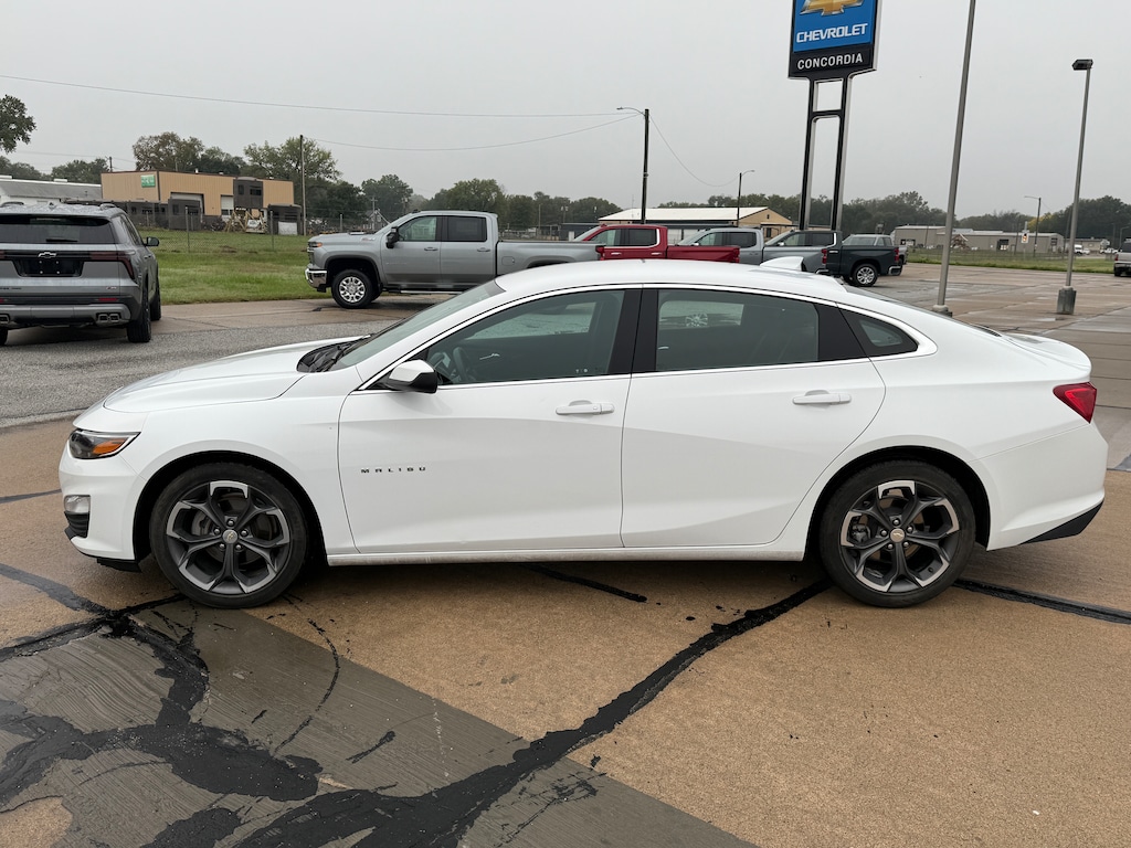Used 2023 Chevrolet Malibu LT Car