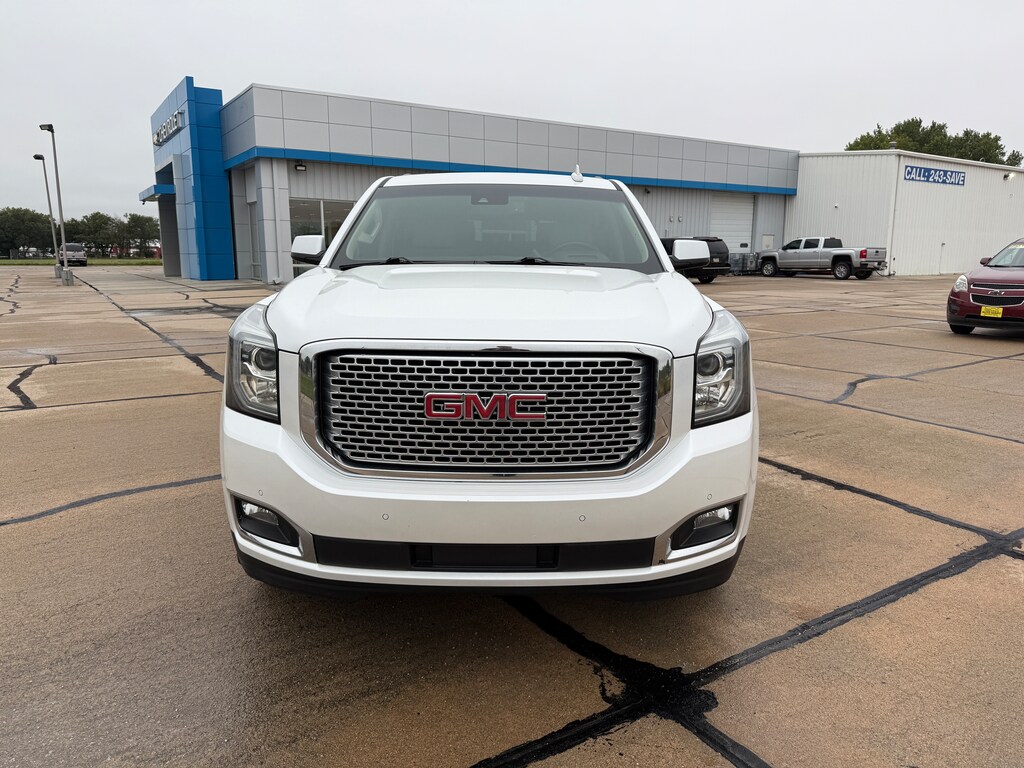Used 2017 GMC Yukon Denali SUV