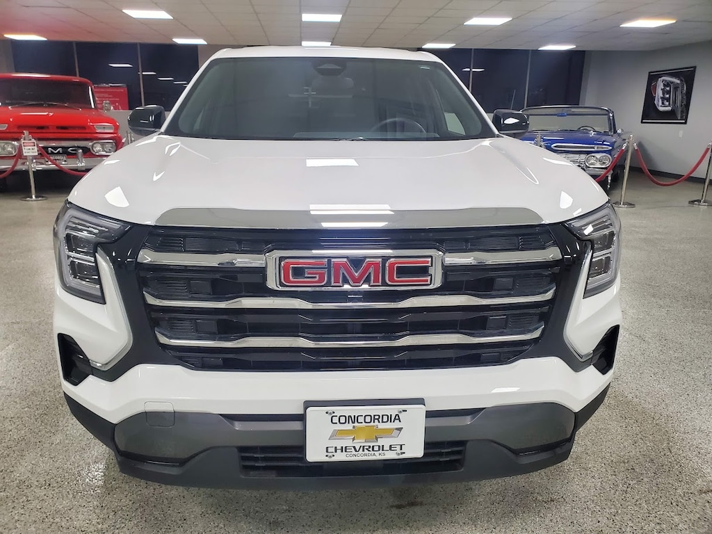 Used 2025 GMC Terrain Elevation SUV