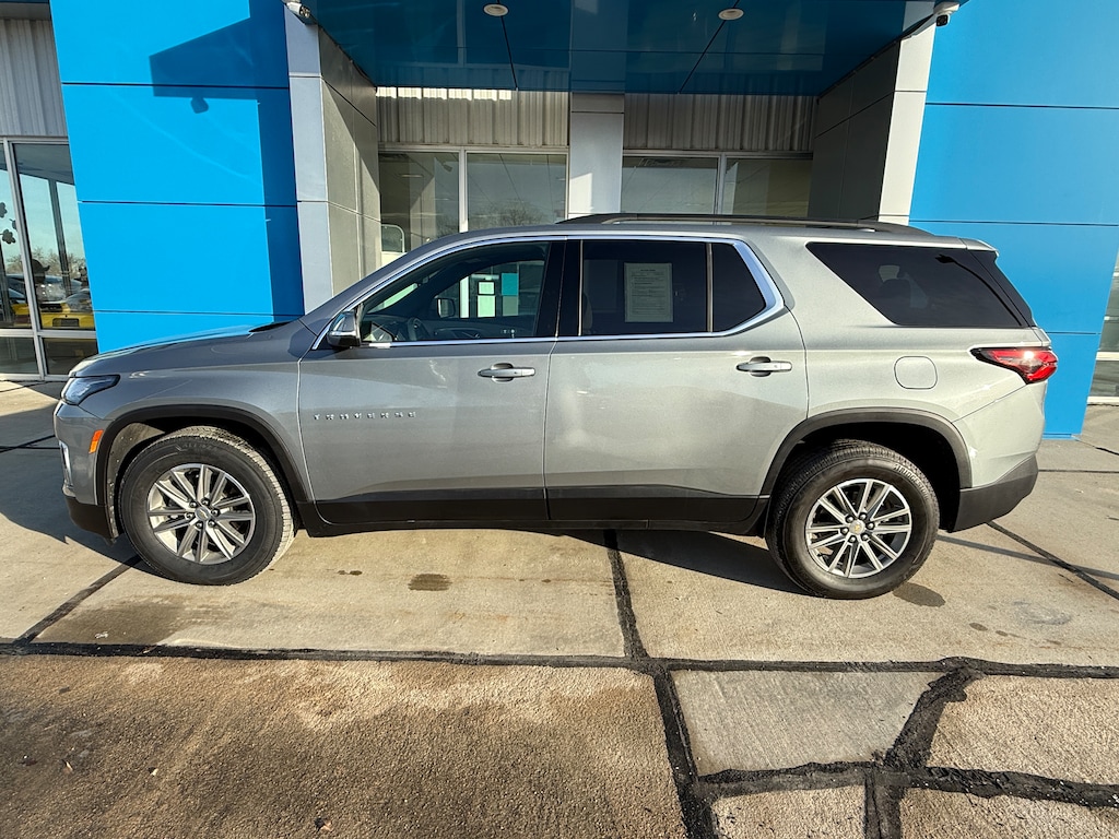 Used 2024 Chevrolet Traverse Limited LT Cloth SUV