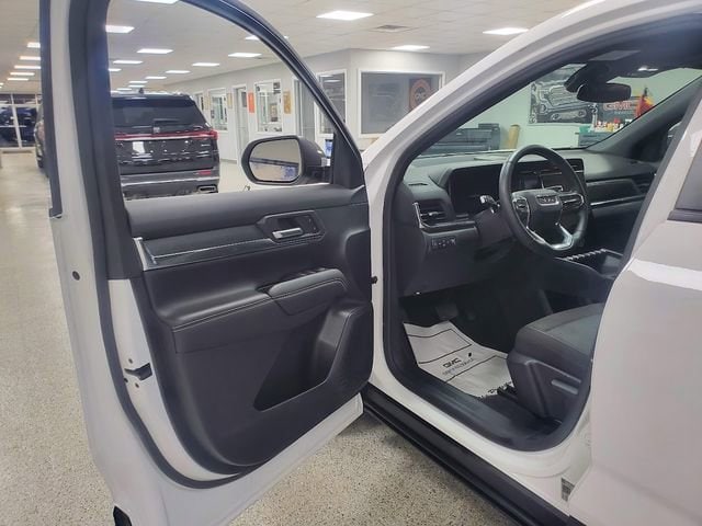 2025 GMC Terrain Elevation - Photo 11