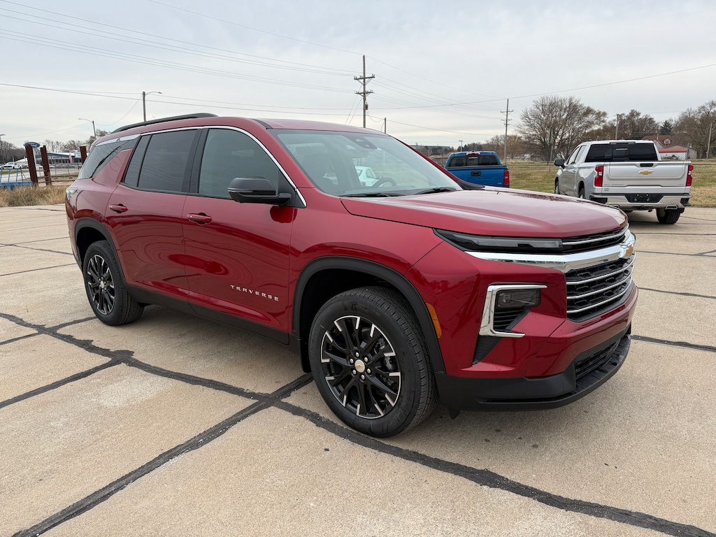 New 2026 Chevrolet Traverse LT SUV