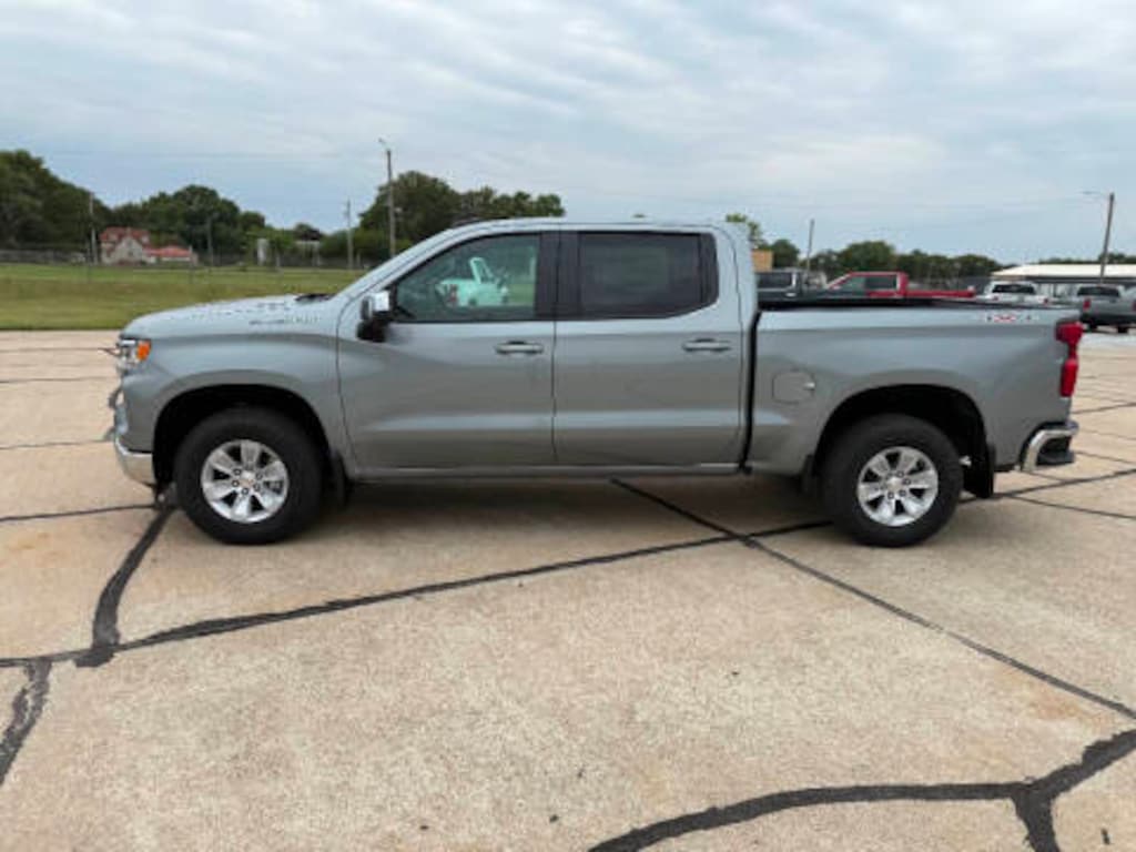 New 2025 Chevrolet Silverado 1500 LT Truck
