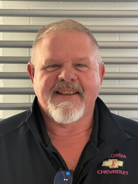 Staff member Ruby from ID_345562