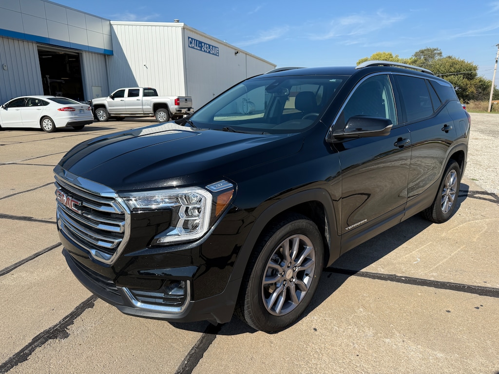 Used 2023 GMC Terrain SLT SUV