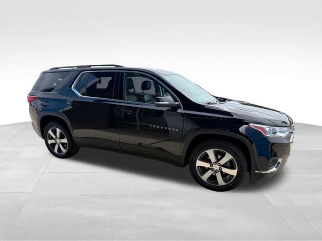 Used 2021 Chevrolet Traverse LT Leather SUV