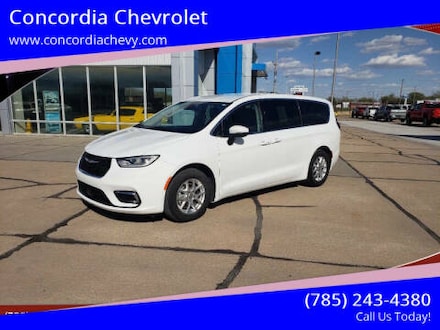 2023 Chrysler Pacifica Touring L 2023 Chrysler Pacifica Touring L