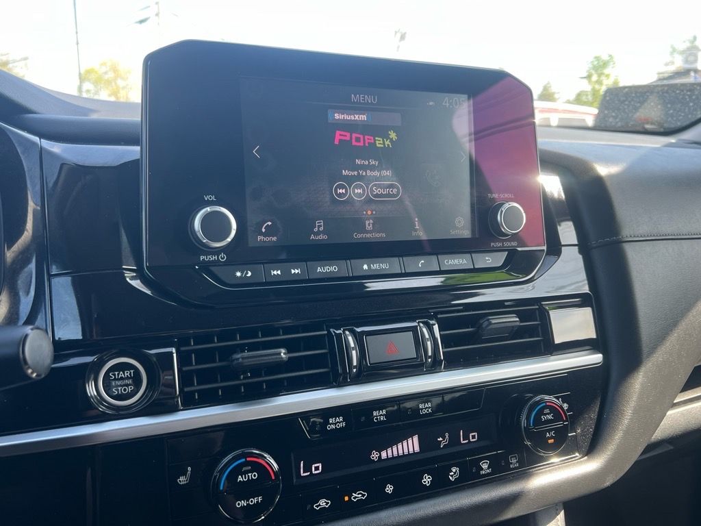 2022 Nissan Pathfinder SV - Photo 15