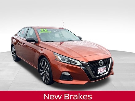 2022 Nissan Altima 2.5 SR Sedan