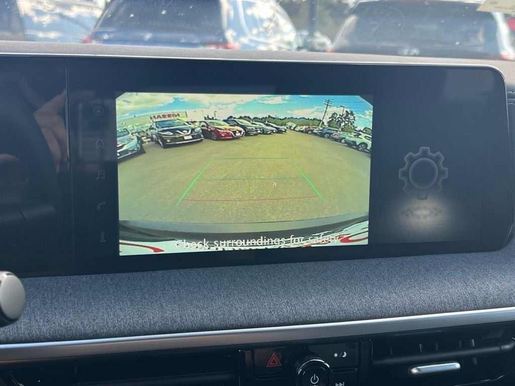 2025 Nissan Kicks SV AWD - Photo 13