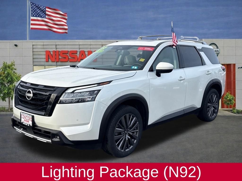 Used 2023 Nissan Pathfinder SL SUV