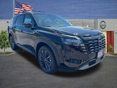 2026 Nissan Pathfinder SL SUV
