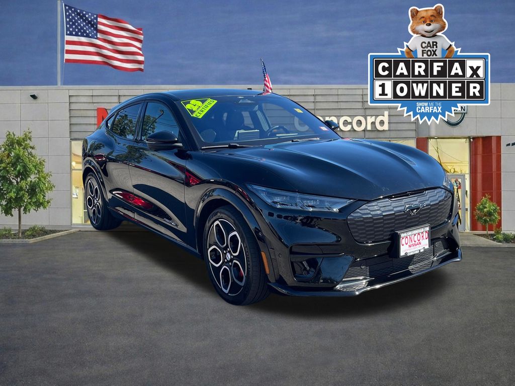 2023 Ford Mustang-Mach-e GT's photo