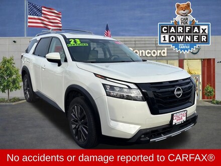 2023 Nissan Pathfinder SL SUV