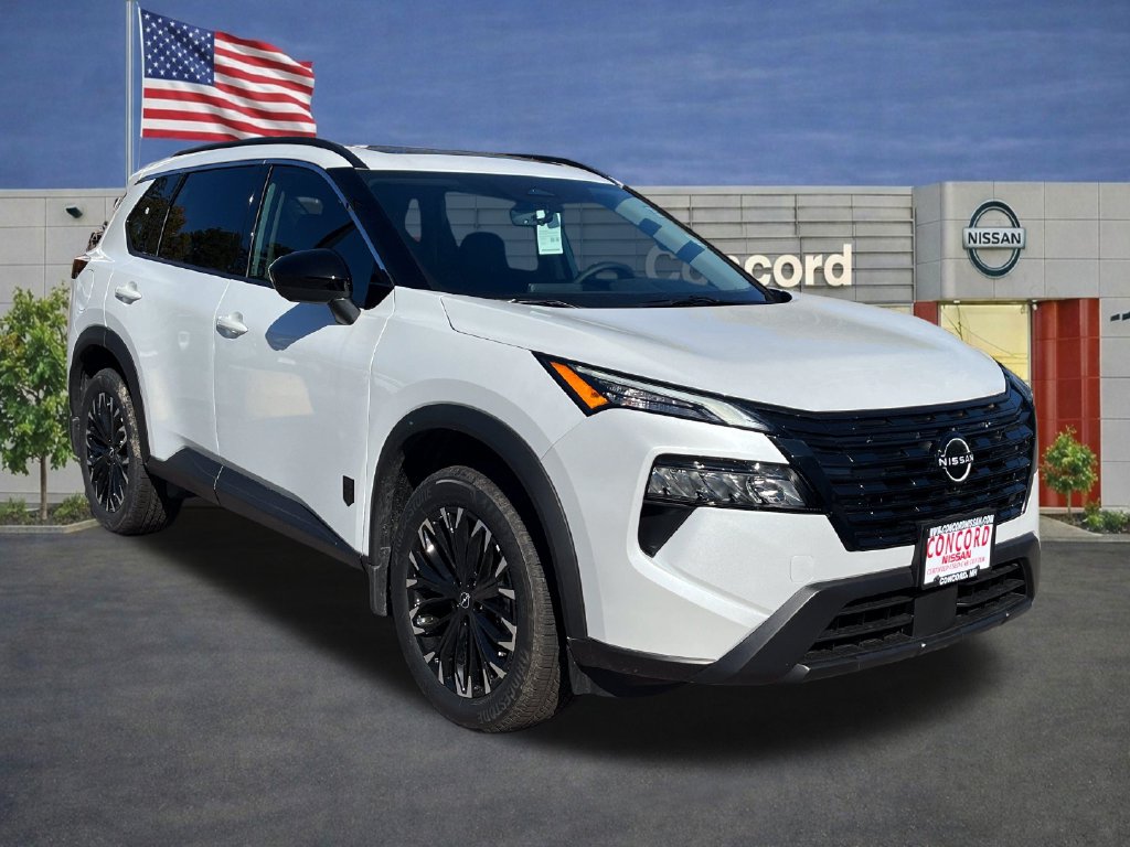 2026 Nissan Rogue Dark Armor SUV