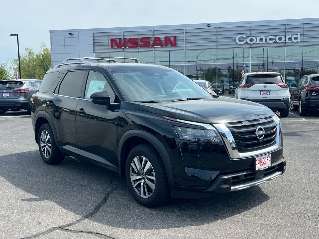 New 2025 Nissan Pathfinder SL SUV