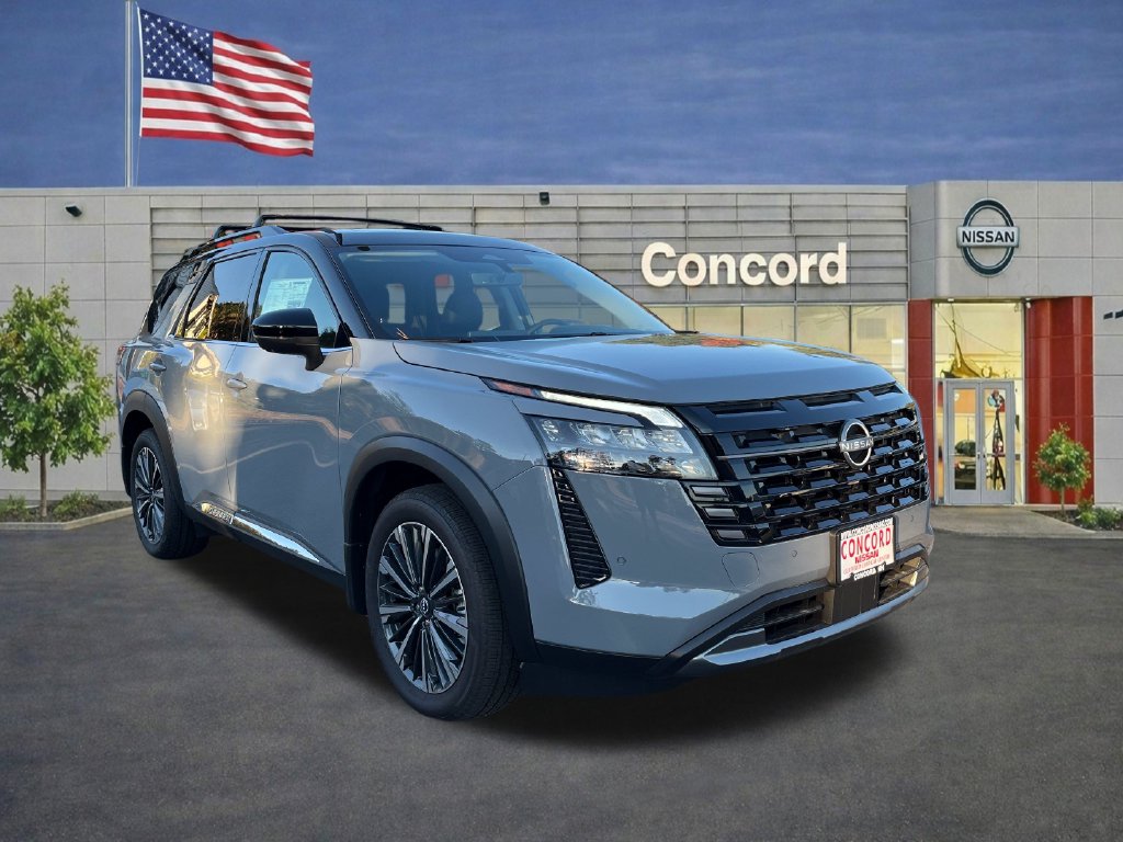 2026 Nissan Pathfinder Platinum SUV