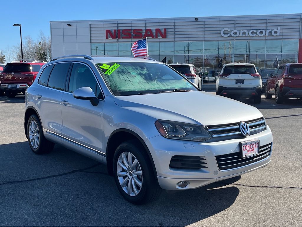 2012 Volkswagen Touareg Sport