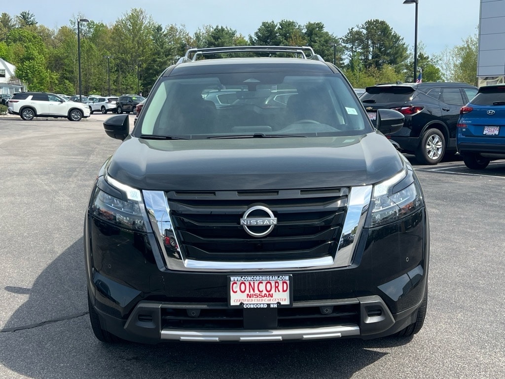 New 2025 Nissan Pathfinder SL SUV