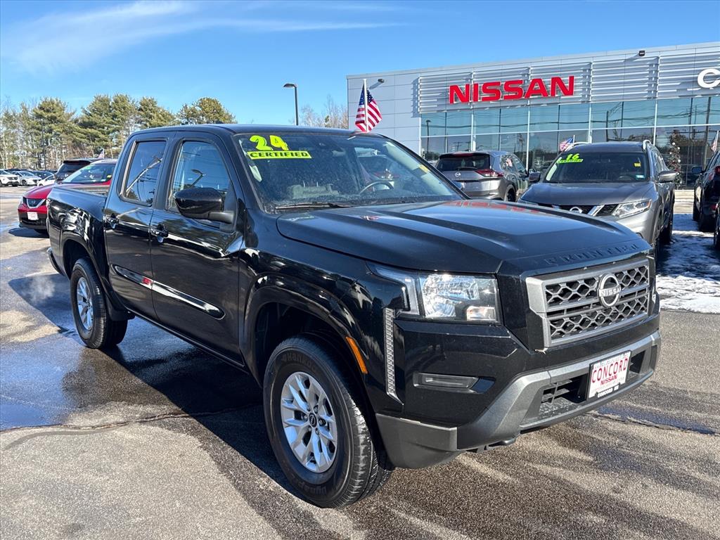 2024 Nissan Frontier SV's photo