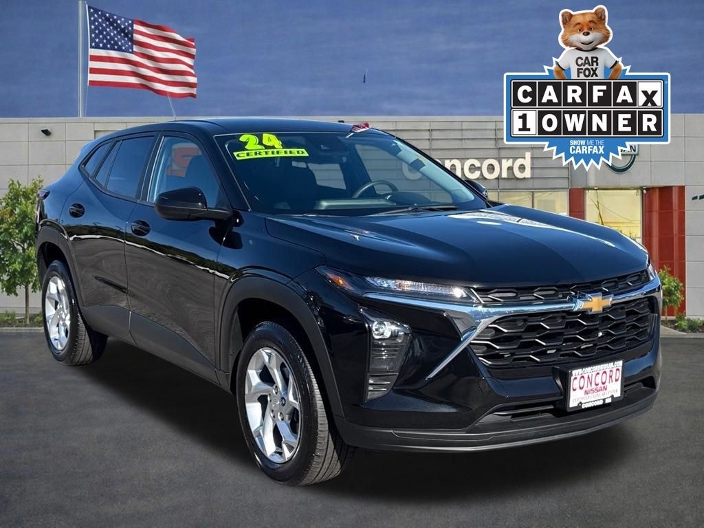 Used 2024 Chevrolet Trax LS SUV