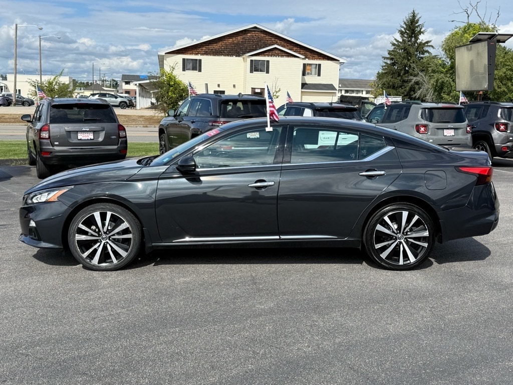 Certified 2022 Nissan Altima 2.5 Platinum AWD 2.5 Platinum Sedan
