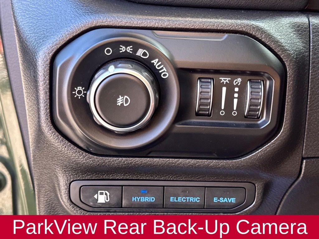 2021 Jeep Wrangler Unlimited Sahara 4XE - Photo 18