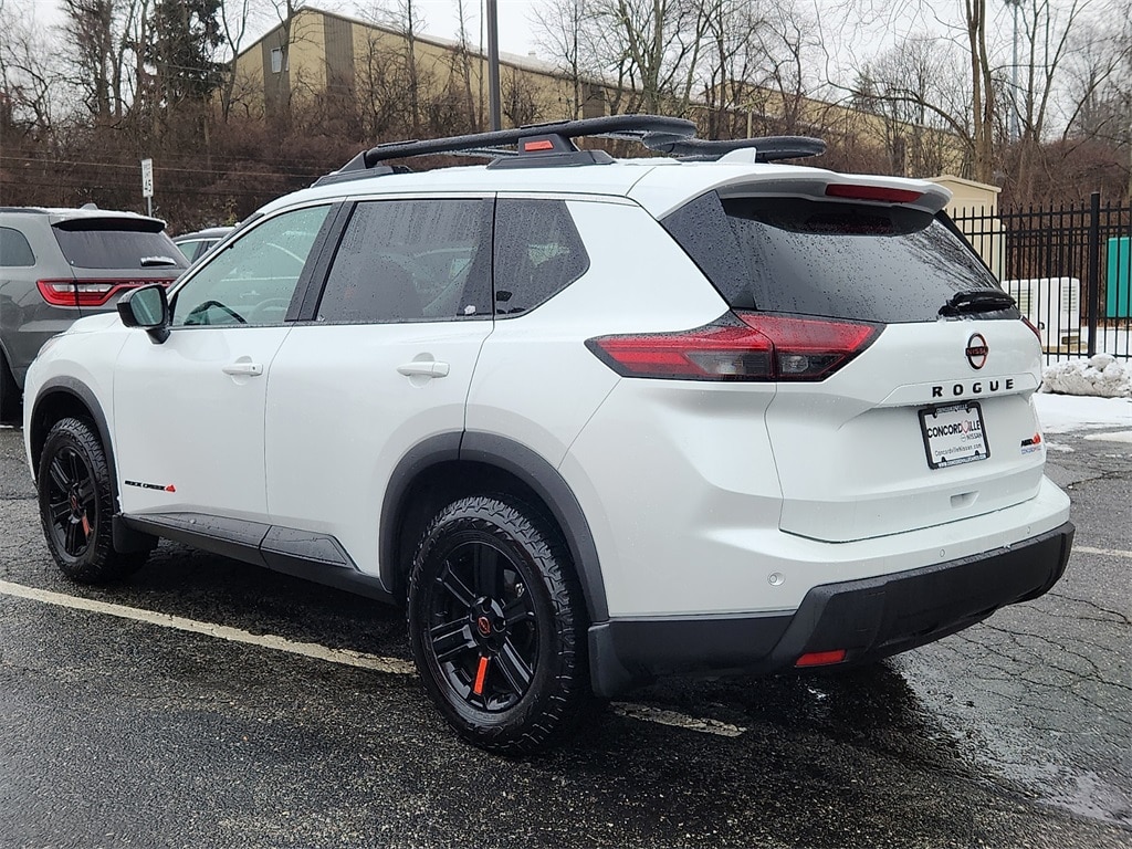 2025 Nissan Rogue photo 4